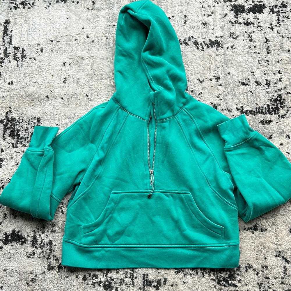Lululemon Cropped Hoodie